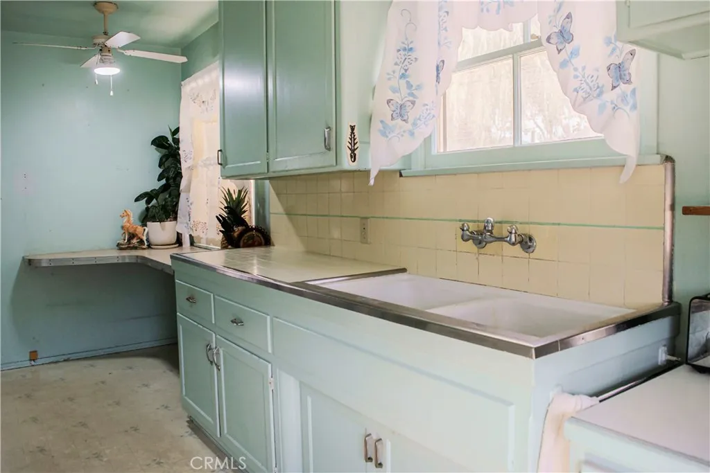 19317 Entradero, Torrance, California 90503 — photo 5