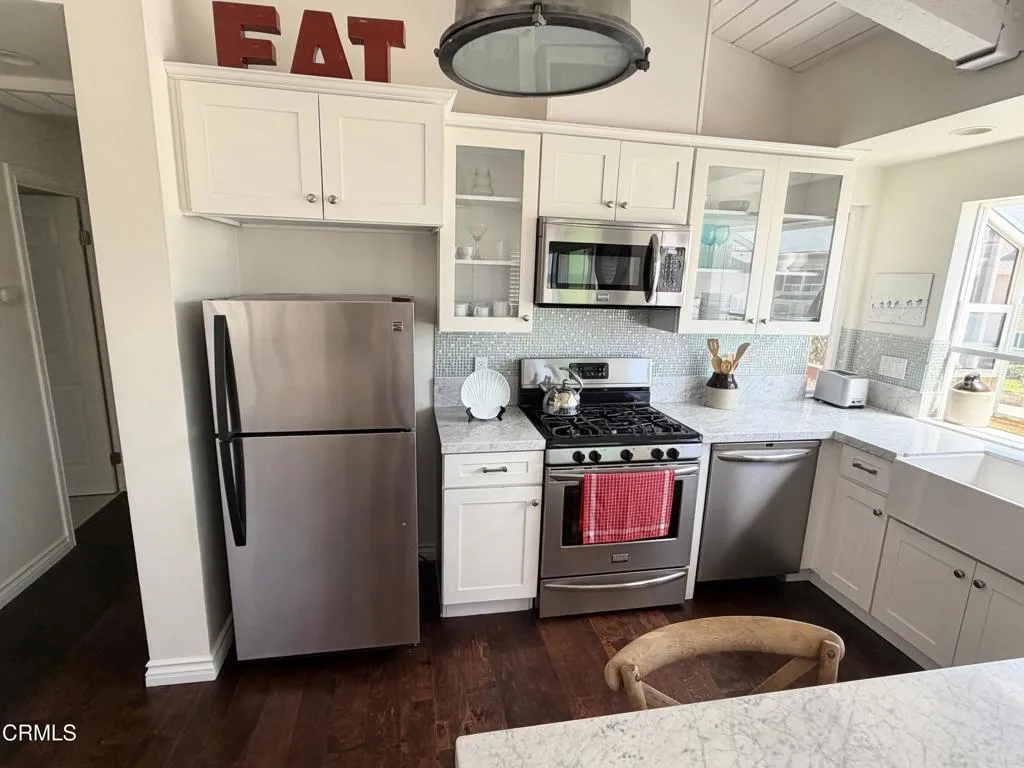 Kitchen 4