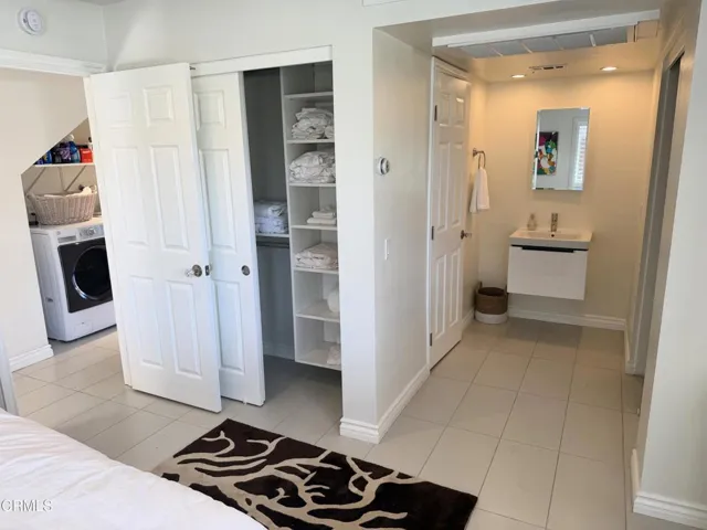 Bedroom 1st floor3