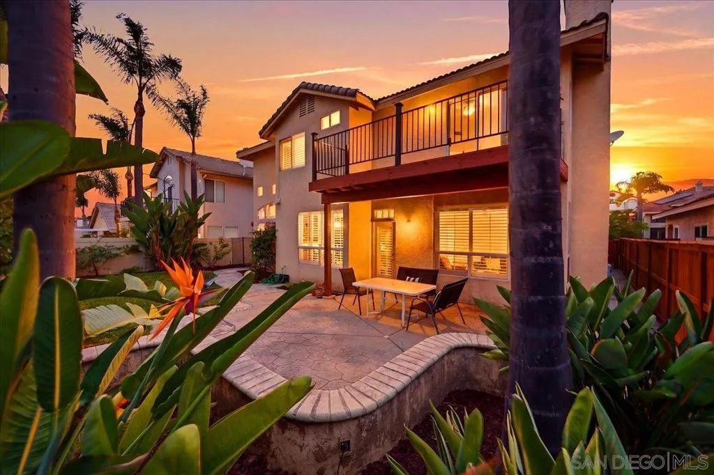 2279 Bear Rock
