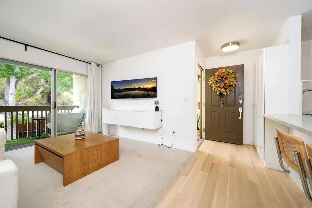 432 Edgehill Ln 32, Oceanside, California 92054 — photo 4