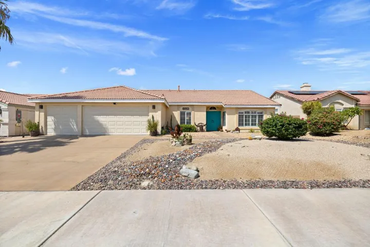 25-web-or-mls-8M4A4372