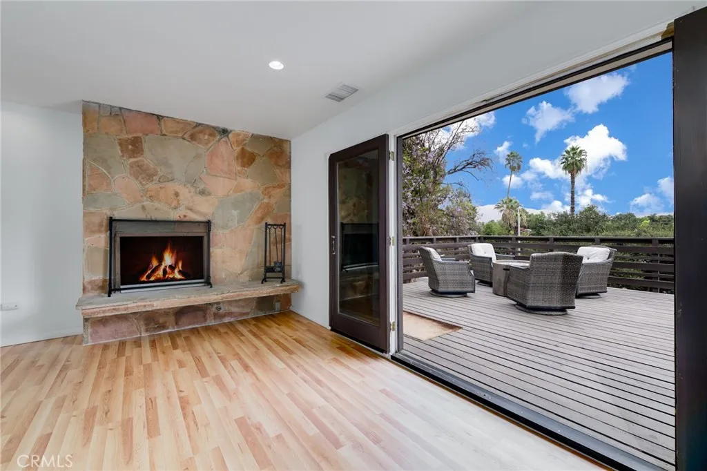 2128 Oak Crest, Riverside, California 92506 — photo 4