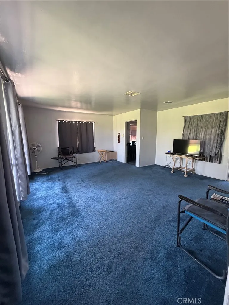 10445 Rose Hedge Drive, Whittier, California 90606 — photo 4