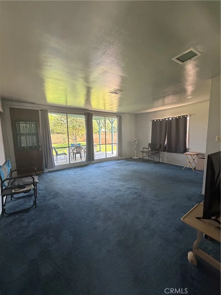 10445 Rose Hedge Drive, Whittier, California 90606 — photo 5
