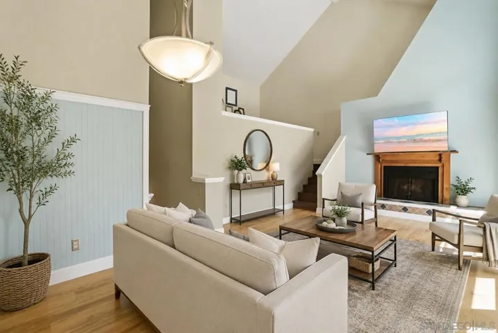 https://zimg.paragon.ice.com/ParagonImages/Property/PA/SDMLS/-530756/1/640/480/41017c5acea1aafdcdbcd59fd8233bfa/0/fdf54b32673e6070705884c7362745c0/-530756-7bc94b9d-7496-4455-b788-e2a8d33a8cc8.JPG?1786483698519
