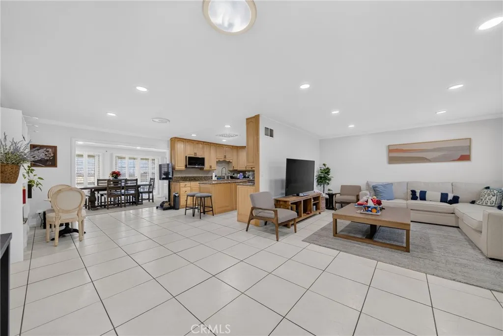 579 Aurora, Claremont, California 91711 — photo 4