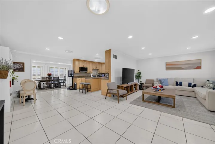 579 Aurora, Claremont, California 91711 — photo 5