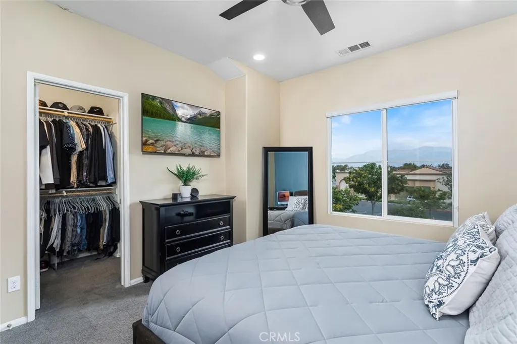walk in closet