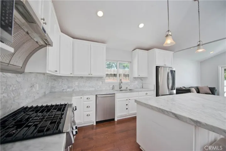 17343 Martha Street, Encino, California 91316 — photo 5