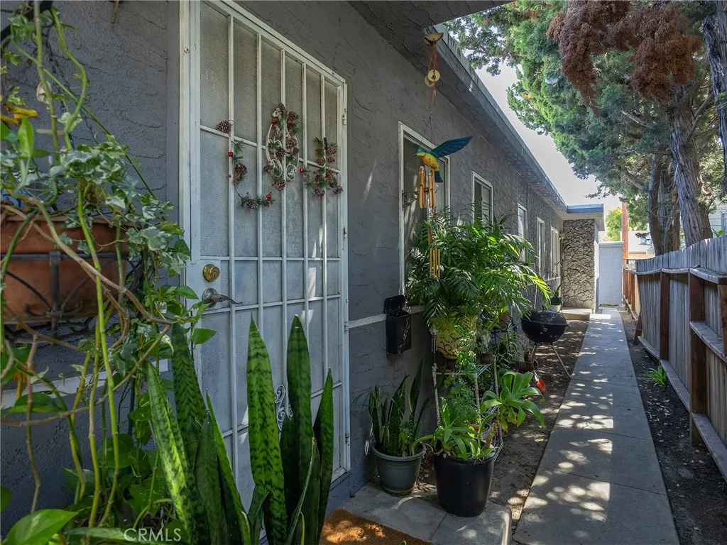 1218 N Hollywood Way, Burbank, California 91505 — photo 4