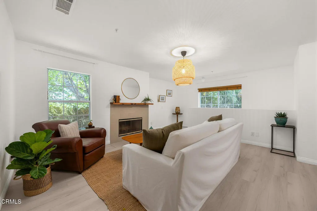 607 W Duarte Road D, Monrovia, California 91016 — photo 5