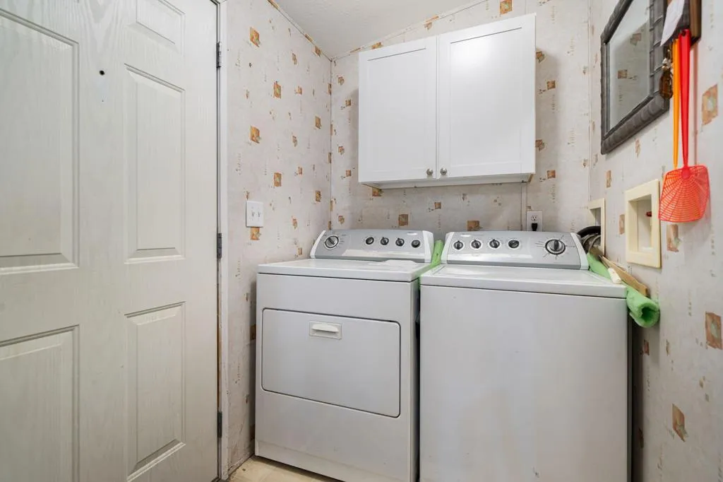 21-web-or-mls-DFMonroe_OPMG_1025_021