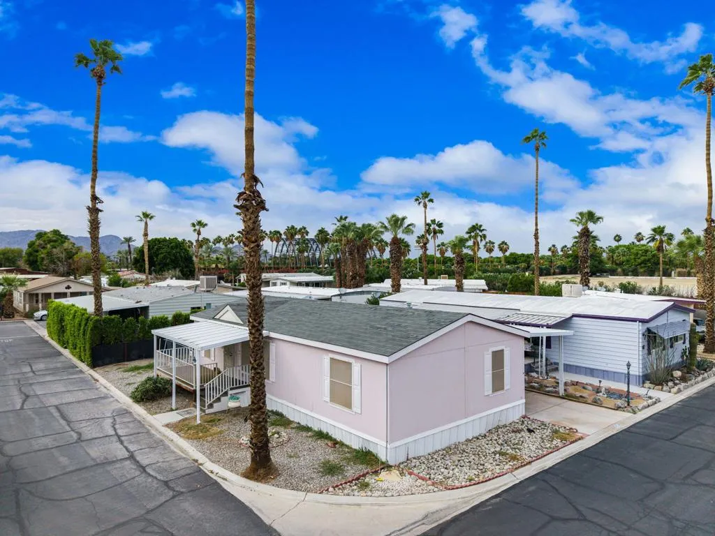 2-web-or-mls-DFMonroe_OPMG_1025_002