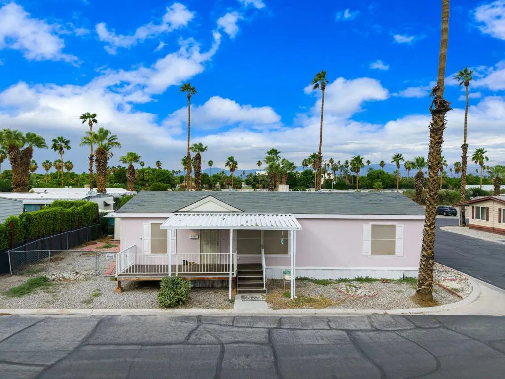 5-web-or-mls-DFMonroe_OPMG_1025_005