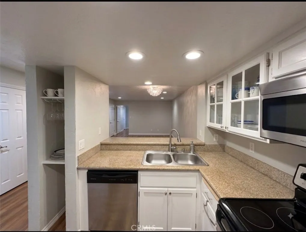 1200 Pacific Coast, Huntington Beach, California 92648 — photo 5