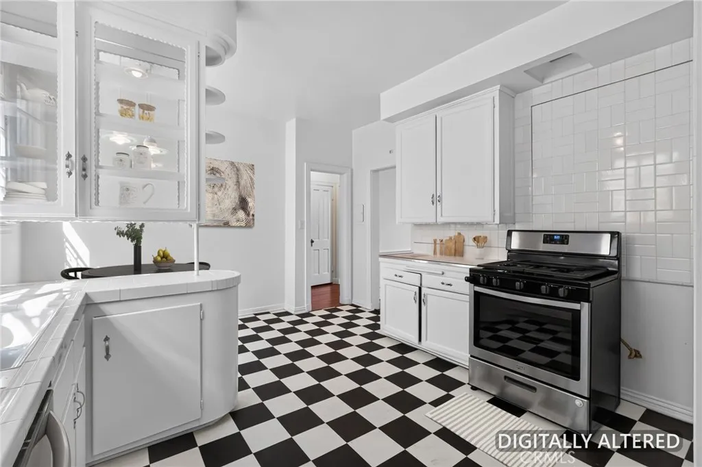 1280 S Beverly Glen, Los Angeles, California 90024 — photo 4