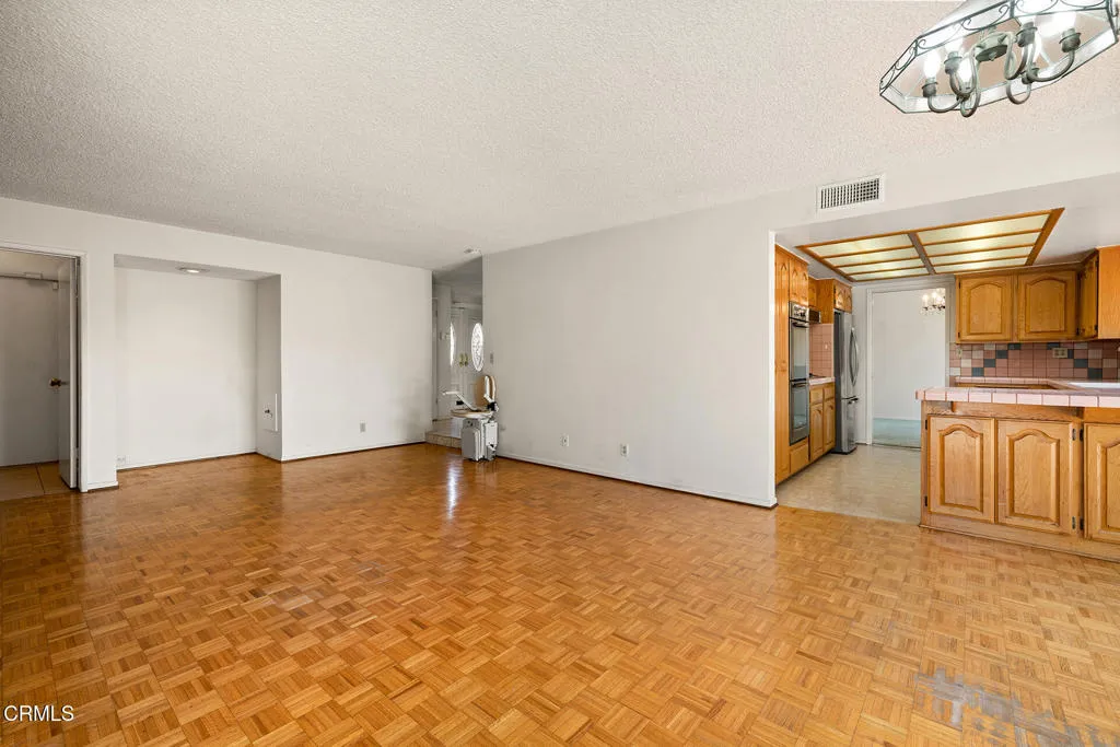16452 Whittier Lane, Huntington Beach, California 92647 — photo 4