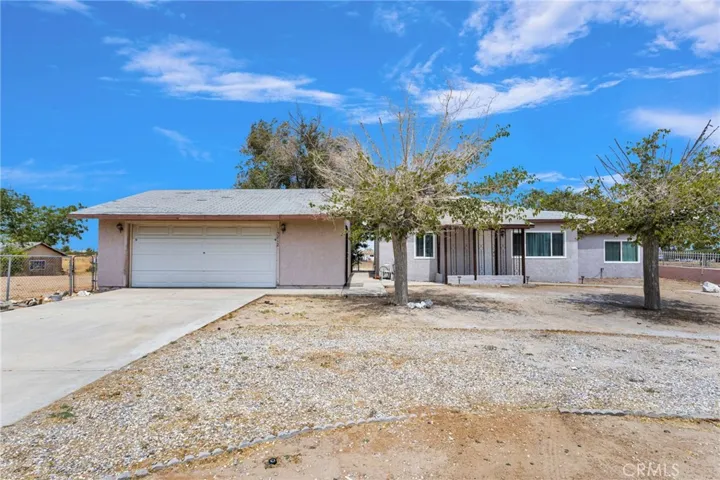 15212 Dos Palmas, Victorville, California 92392 — photo 4