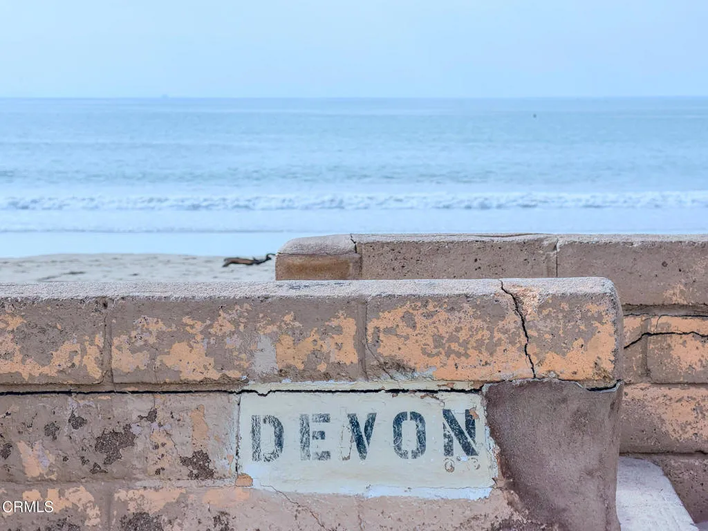 1327 Devon-06