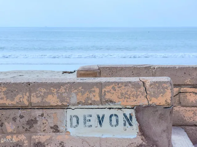 1327 Devon-06