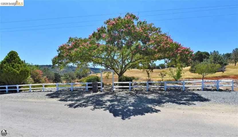 View of yard featuring a rural view