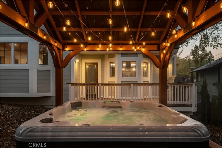 1037 Beaver, Lake Arrowhead, California 92352 — photo 5