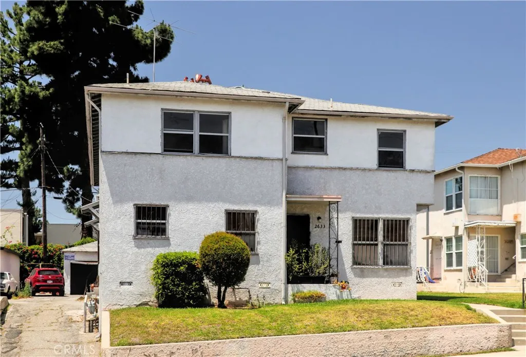 2633 7th Ave