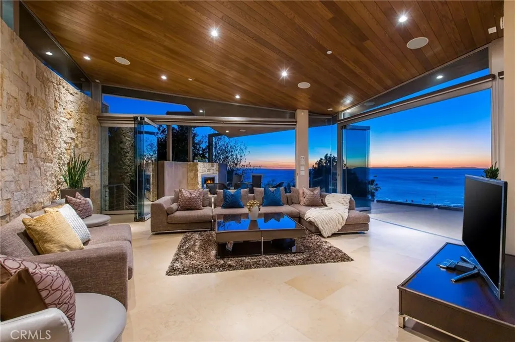 2209 Crestview Place, Laguna Beach, California 92651 — photo 5
