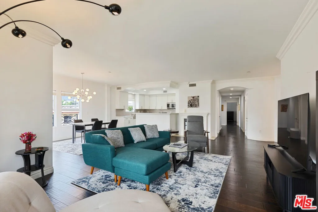 1862 S Bentley Avenue 202, Los Angeles, California 90025 — photo 4