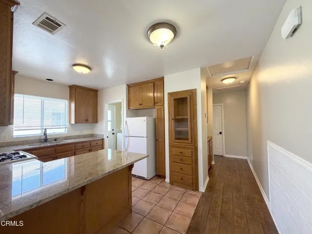 kitchen/hall