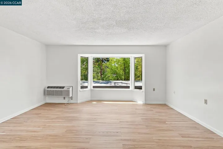 1224 Skycrest Dr 3, Walnut Creek, California 94595 — photo 5
