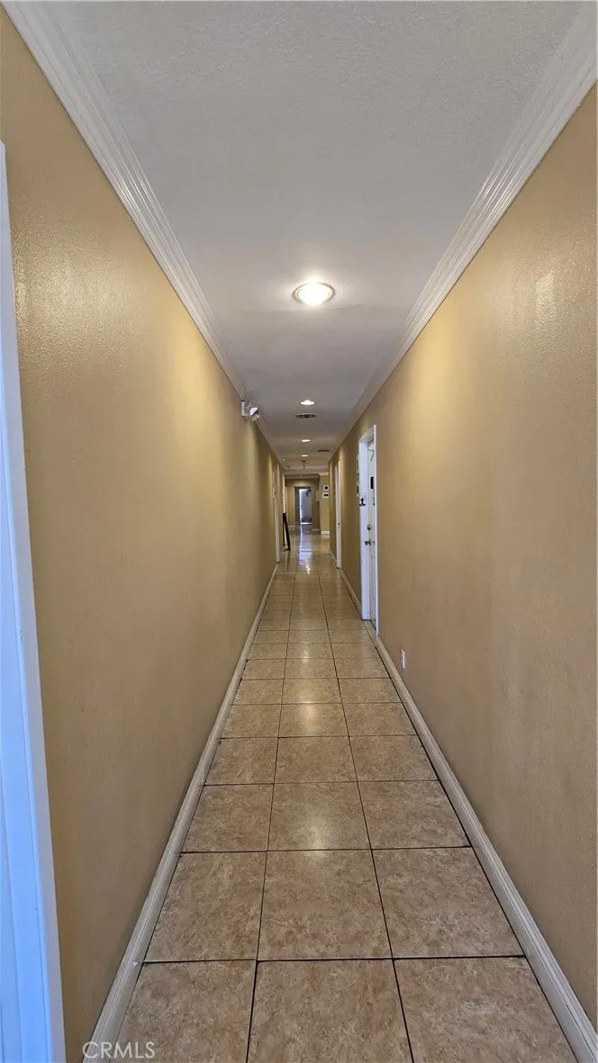 18546 Sherman, Reseda, California 91335 — photo 4