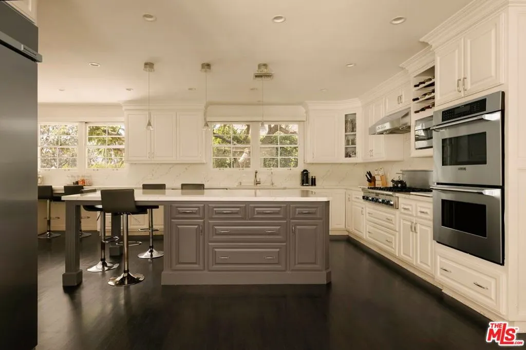 1409 Club View Drive, Los Angeles, California 90024 — photo 4