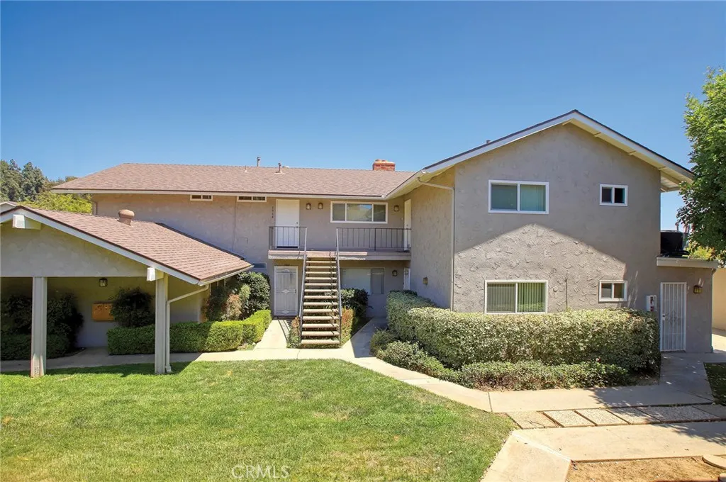 1960 Evergreen Street, La Verne, California 91750 — photo 4