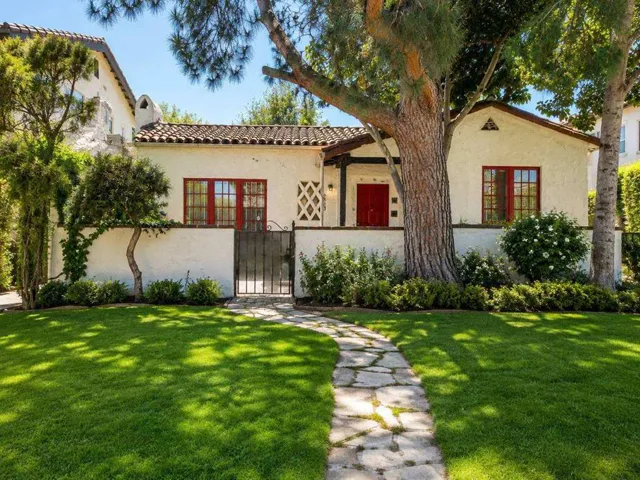 1923 Midvale - Front View