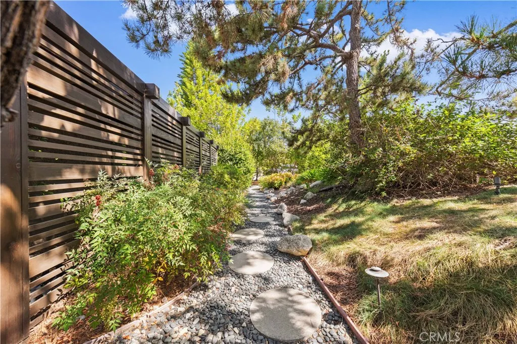 2275 N La Paz, Claremont, California 91711 — photo 5