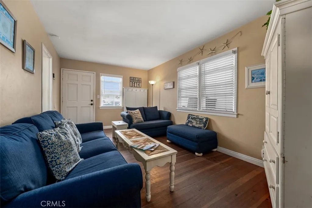 1527 W Balboa, Newport Beach, California 92663 — photo 4