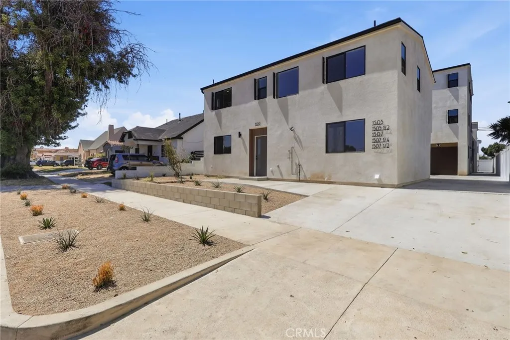 1507 W 83rd Street, Los Angeles, California 90047 — photo 4