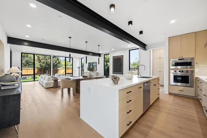 11841 Southwood Drive, Saratoga, California 95070 — photo 4