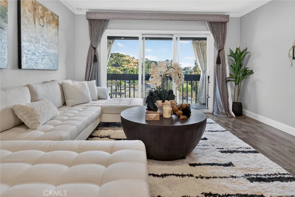 2940 N Verdugo Road 322, Glendale, California 91208 — photo 4