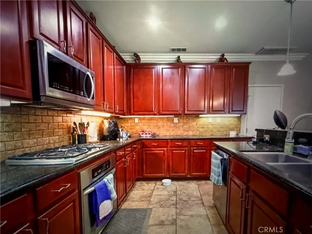 24081 Stone Creek, Valencia, California 91354 — photo 4