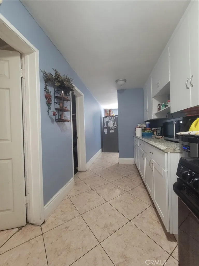 8567 Trey Avenue, Riverside, California 92503 — photo 5