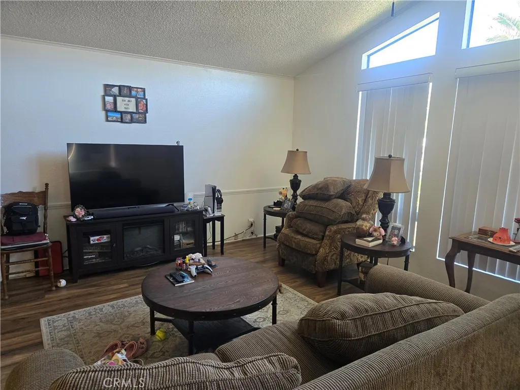 25492 Browca, Hemet, California 92544 — photo 5