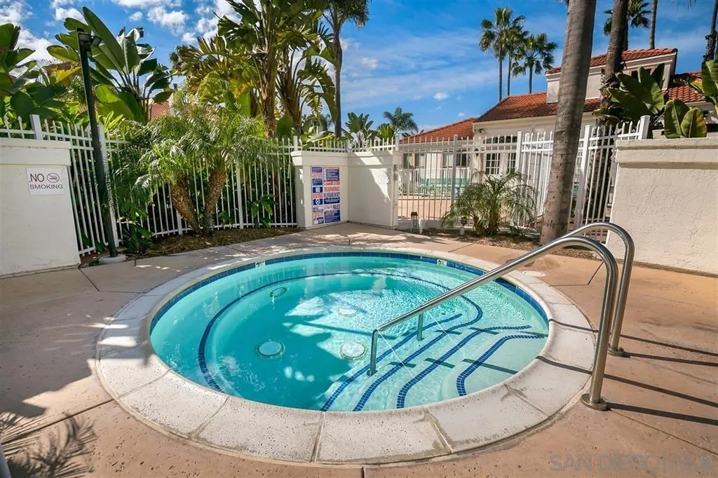 9489 Fairgrove Ln 103, San Diego, California 92129 — photo 4