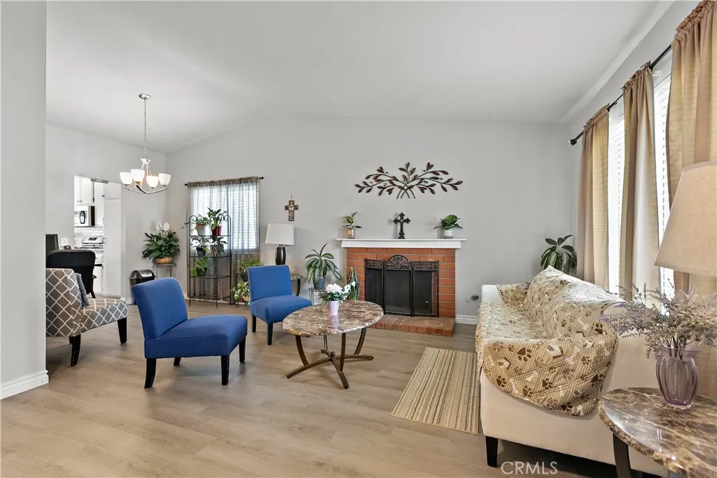 5063 Auburn, San Bernardino, California 92407 — photo 5