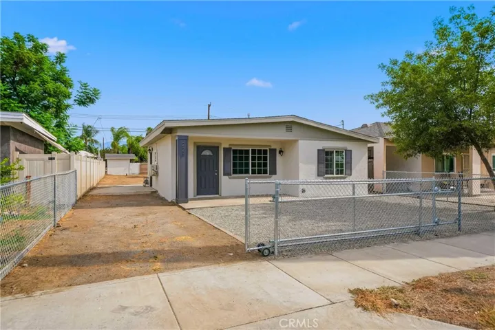 221 Pleasant View, Colton, California 92324 — photo 5