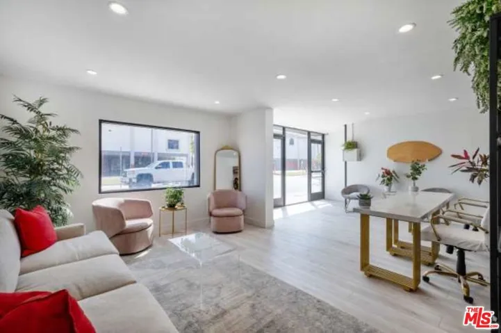 11520 Jefferson Boulevard, Culver City, California 90230 — photo 5