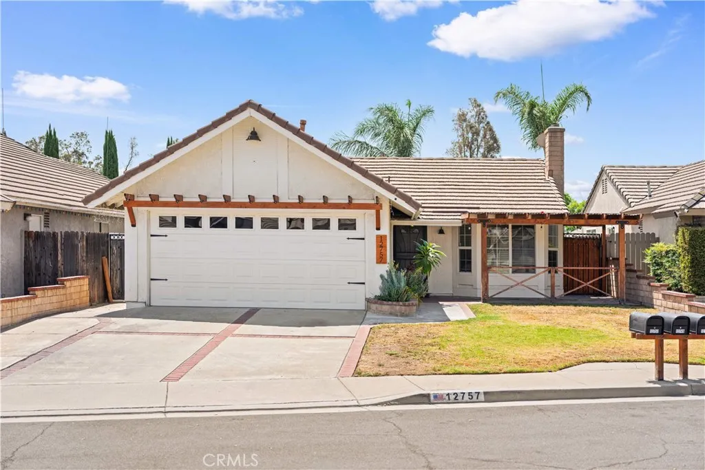 12757 Nicolet Ct