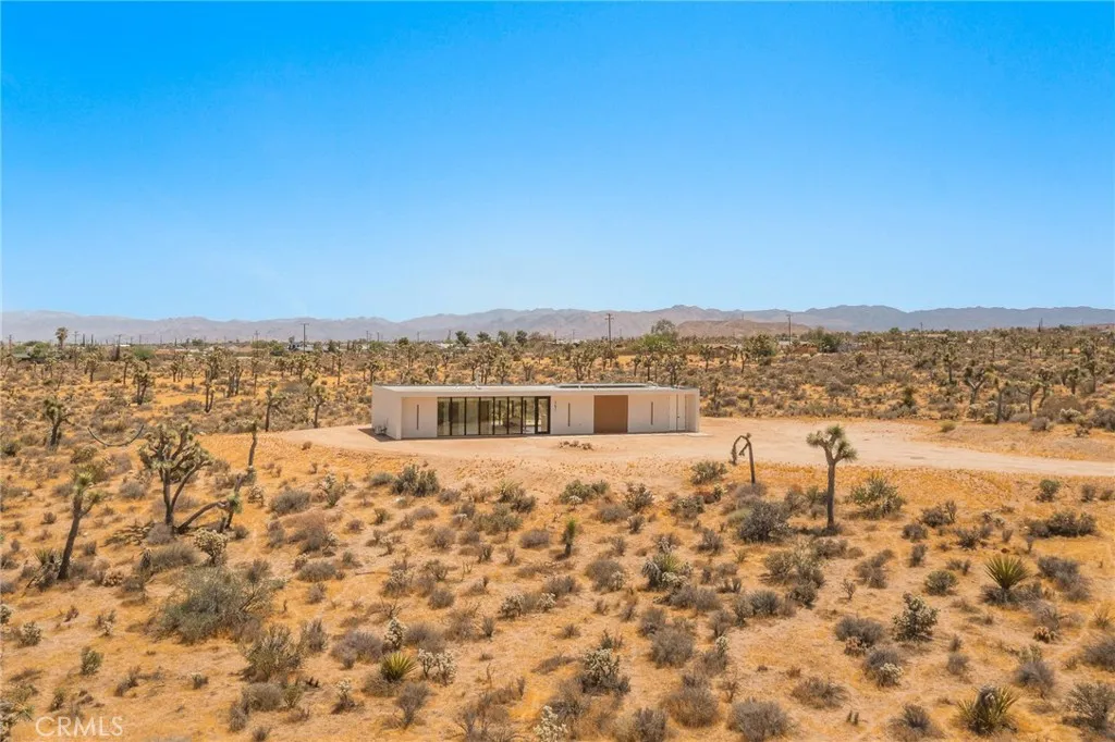 3631 Lucerne Vista, Yucca Valley, California 92284 — photo 5